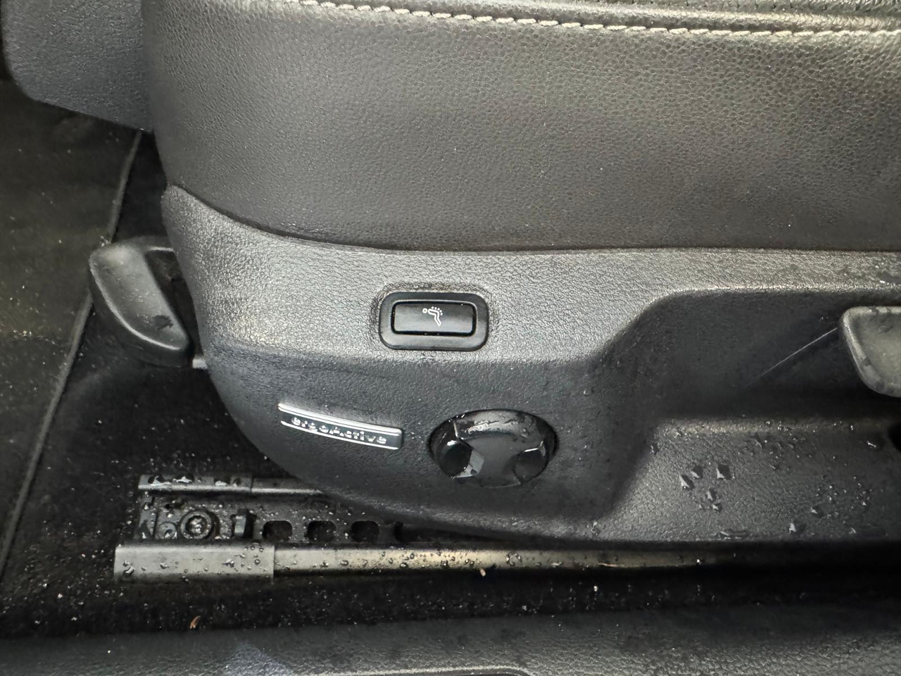 汽车 Volkswagen Golf Variant 1.4 TSI Business Edition 3-ZBL-12 202.678 km：图18