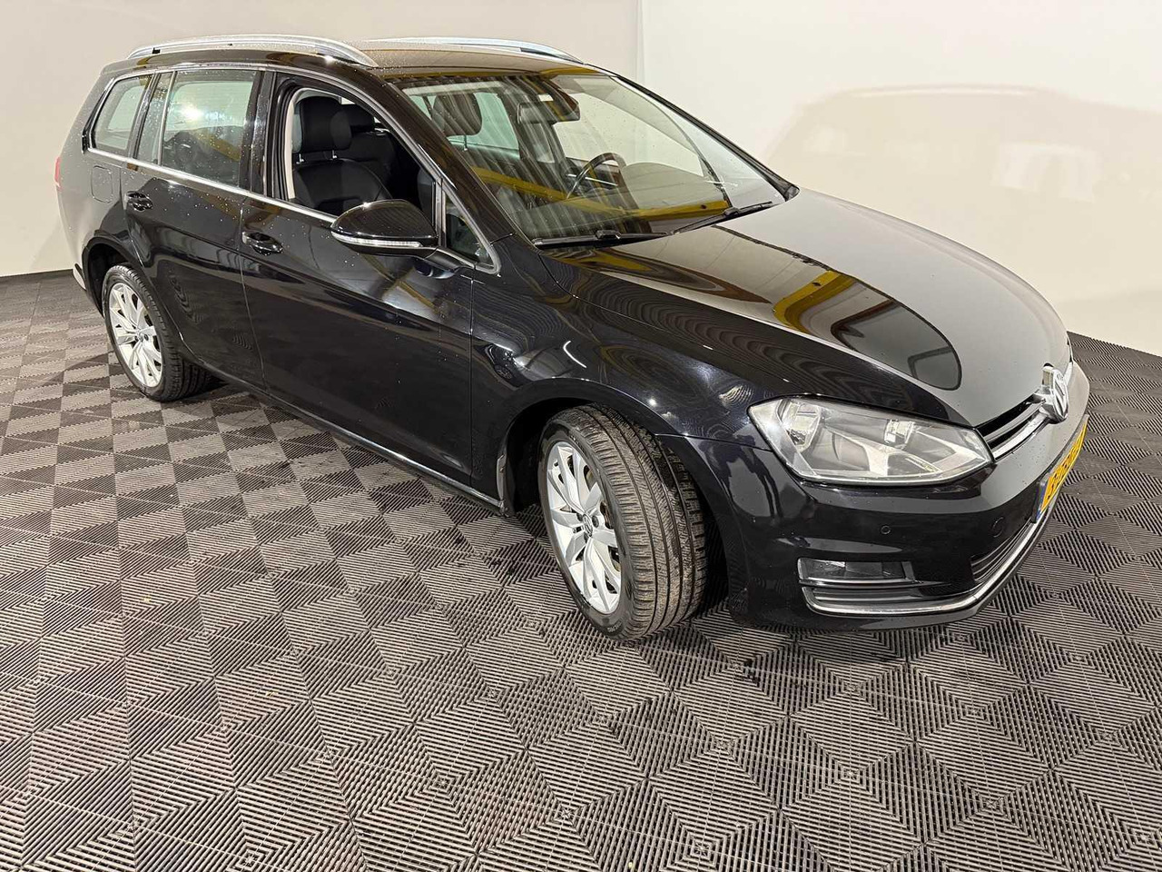汽车 Volkswagen Golf Variant 1.4 TSI Business Edition 3-ZBL-12 202.678 km：图15