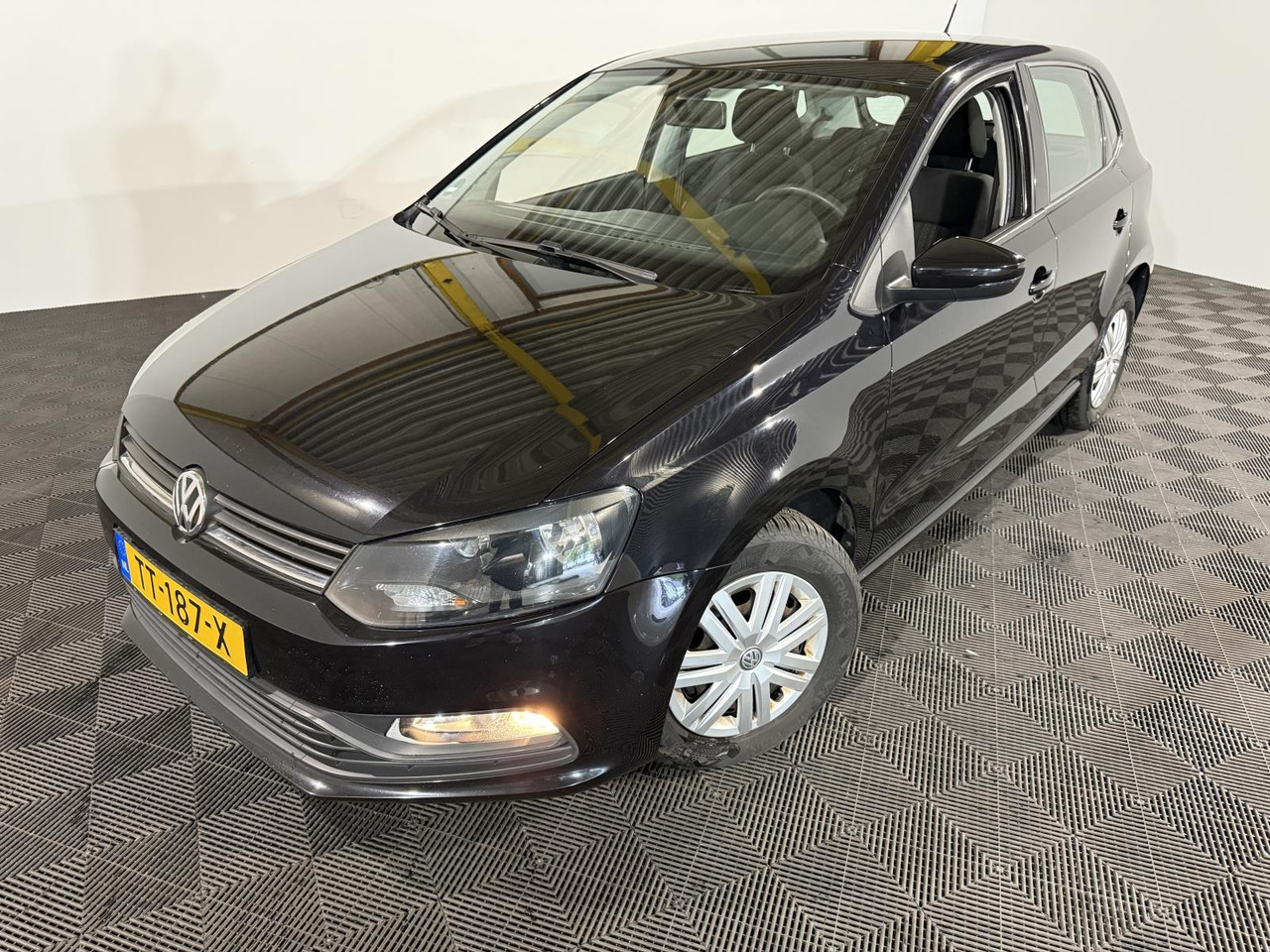 Volkswagen | Polo | 1.0 Comfortline Connected Series | 2017 | 178.442 km | TT187X | Geen oordeel - 掀背车:图1 Volkswagen | Polo | 1.0 Comfortline Connected Series | 2017 | 178.442 km | TT187X | Geen oordeel - 掀背车:图1