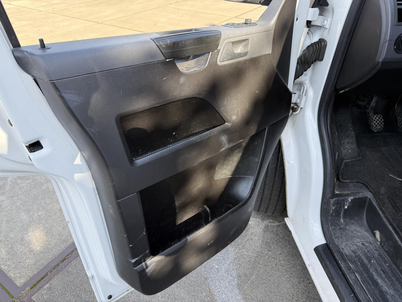 Volkswagen | Transporter | 2.0 TDI L2H1 BM Baseline | 2014 | 344.085 km | VH221F | Logisch - 无侧窗厢式货车:图2 Volkswagen | Transporter | 2.0 TDI L2H1 BM Baseline | 2014 | 344.085 km | VH221F | Logisch - 无侧窗厢式货车:图2