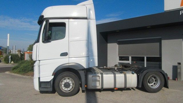 Mercedes-Benz Actros 1845LS Kipphydr. 2 Leiter - 牵引车:图4 Mercedes-Benz Actros 1845LS Kipphydr. 2 Leiter - 牵引车:图4