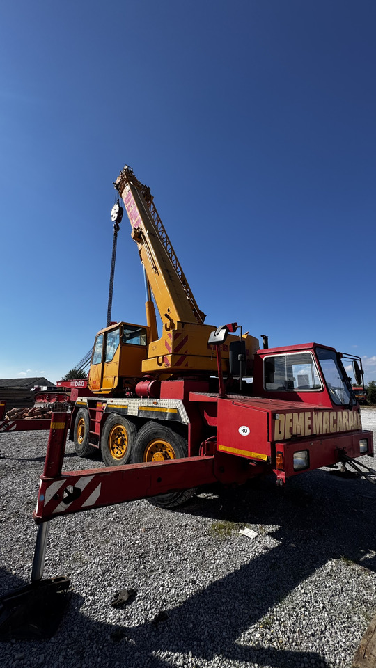 LIEBHERR LTM1040 - 移动式起重机:图4 LIEBHERR LTM1040 - 移动式起重机:图4