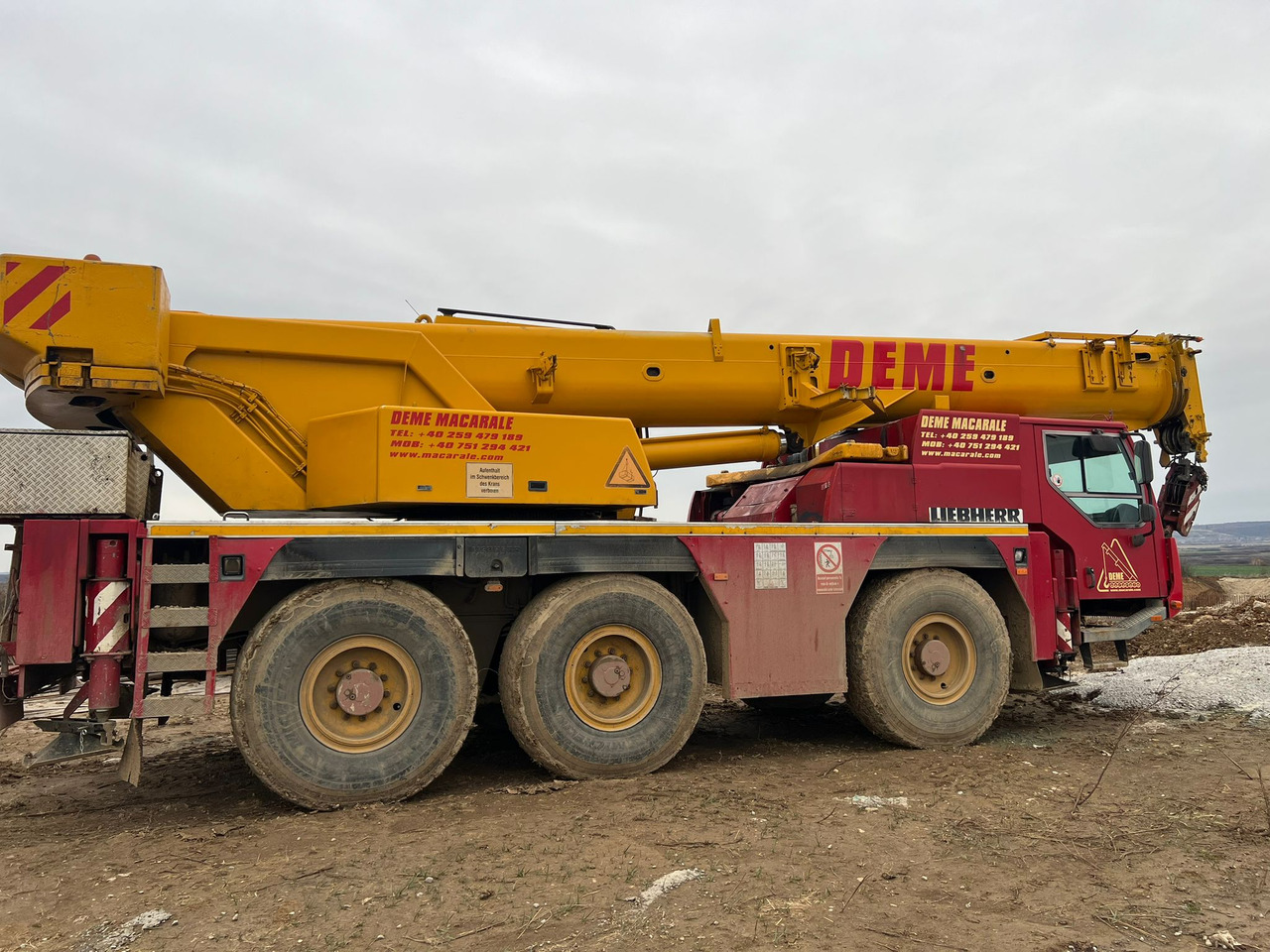 LIEBHERR LTM1045 - 移动式起重机:图2 LIEBHERR LTM1045 - 移动式起重机:图2