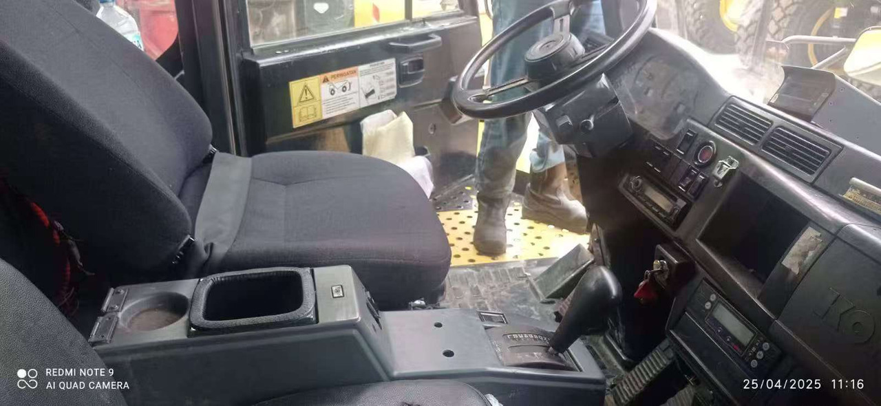 KOMATSU HD785-7 - 未铰接自卸车/ 运石车:图2 KOMATSU HD785-7 - 未铰接自卸车/ 运石车:图2