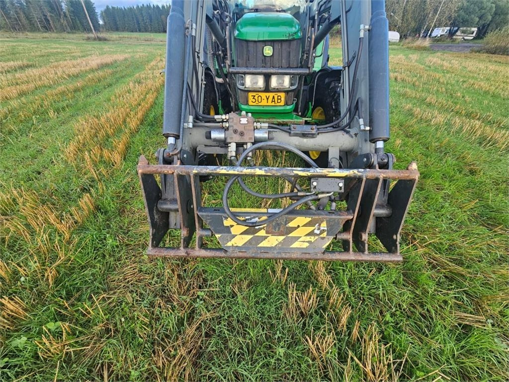 John Deere 6420S AP Premium Plus 50km/h - 拖拉机:图4 John Deere 6420S AP Premium Plus 50km/h - 拖拉机:图4