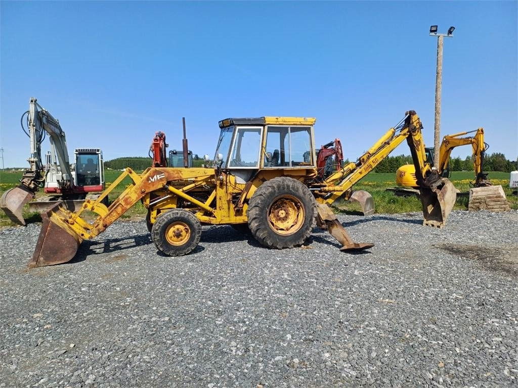 Massey Ferguson 50B traktorikaivuri - 反铲装载机:图2 Massey Ferguson 50B traktorikaivuri - 反铲装载机:图2