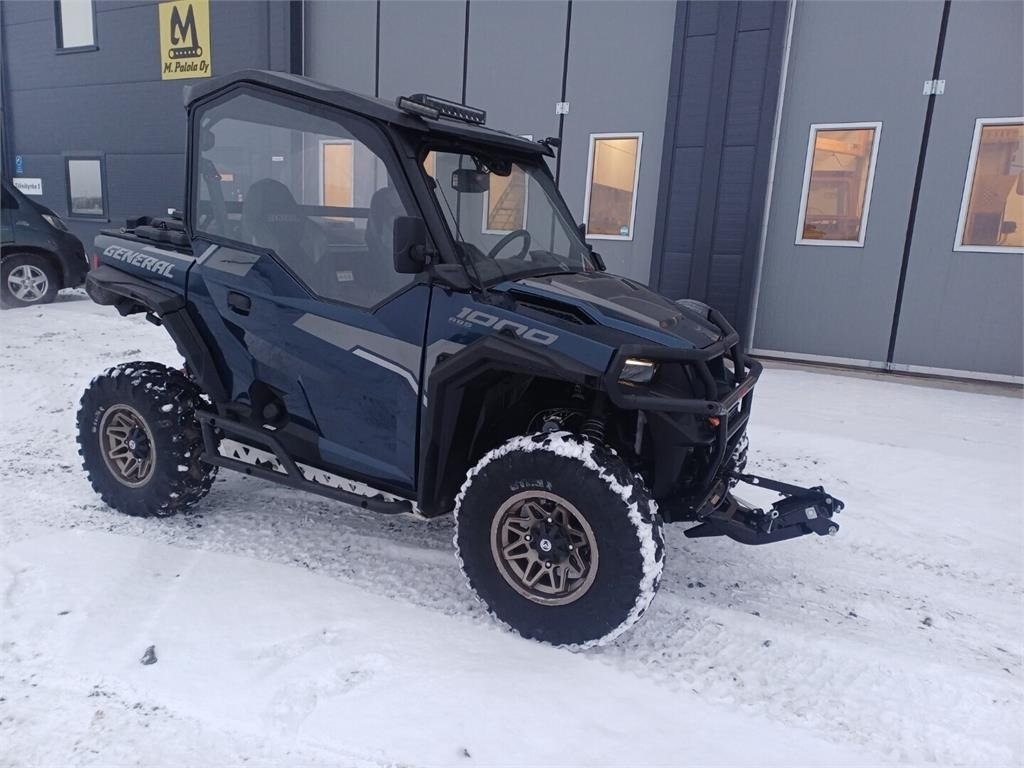 Polaris General 1000 4x4 ABS - 拖拉机:图2 Polaris General 1000 4x4 ABS - 拖拉机:图2