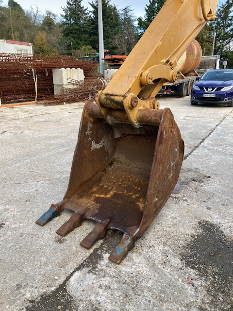 Pelle sur Chenilles CAT 215 - 履带式挖掘机:图2 Pelle sur Chenilles CAT 215 - 履带式挖掘机:图2