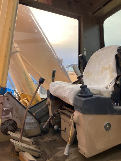 Pelle sur Chenilles CAT 215 - 履带式挖掘机:图5 Pelle sur Chenilles CAT 215 - 履带式挖掘机:图5