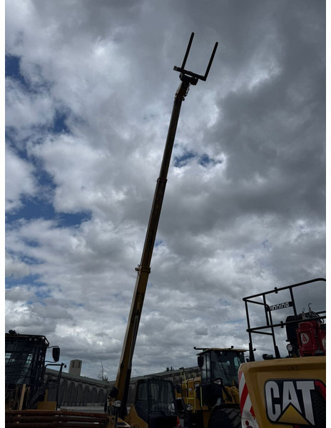 Caterpillar TH360 - 伸缩臂叉装车:图5 Caterpillar TH360 - 伸缩臂叉装车:图5