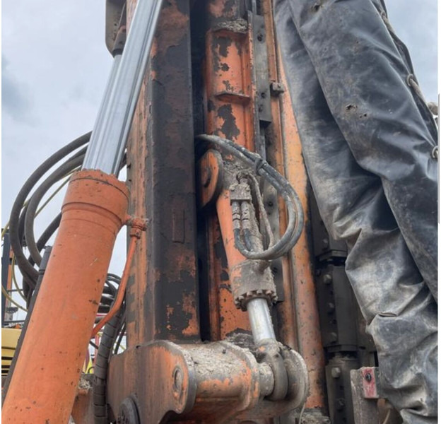 Hütte HBR 205 - 钻机:图5 Hütte HBR 205 - 钻机:图5