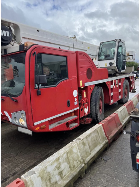 Terex AC40 - 全地形起重机:图1 Terex AC40 - 全地形起重机:图1
