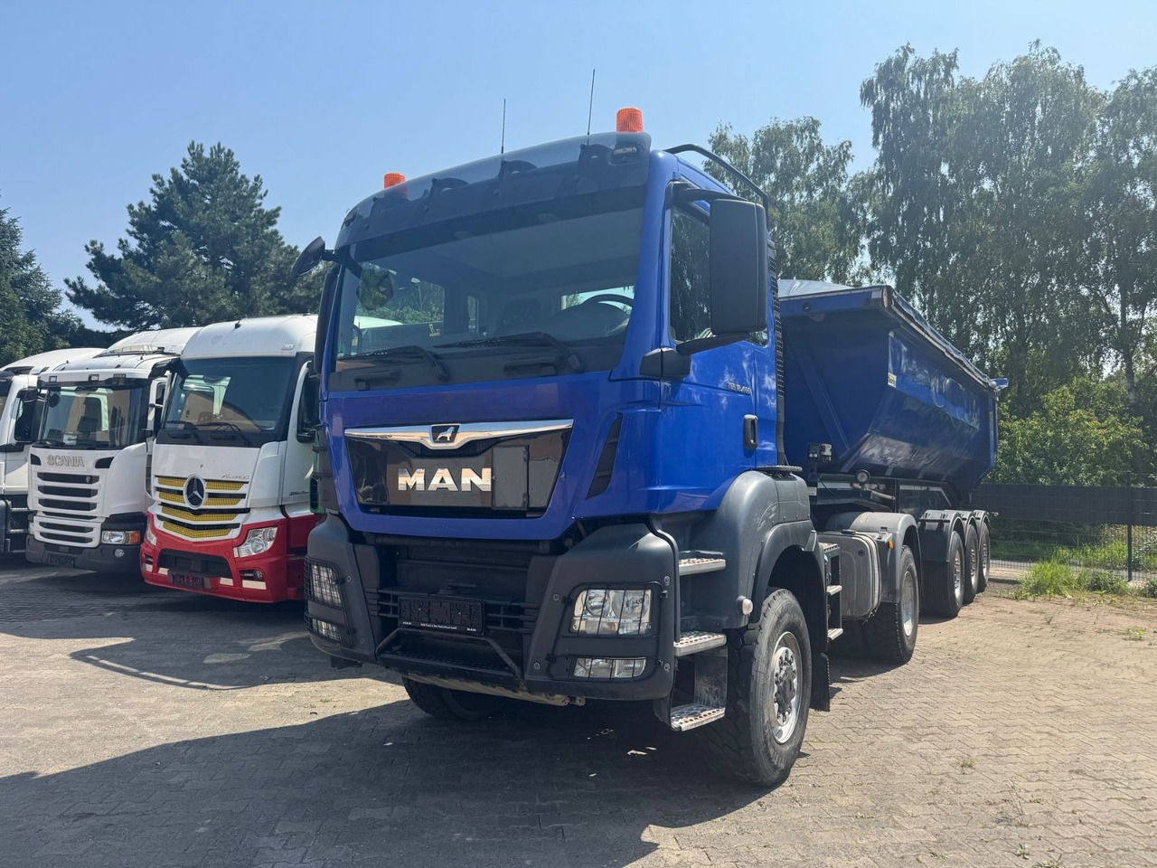 MAN 18.460 TGS/B-B/Kipp/4X4/klp.Zug/TOP-ZUSTAND - 翻斗车:图1 MAN 18.460 TGS/B-B/Kipp/4X4/klp.Zug/TOP-ZUSTAND - 翻斗车:图1