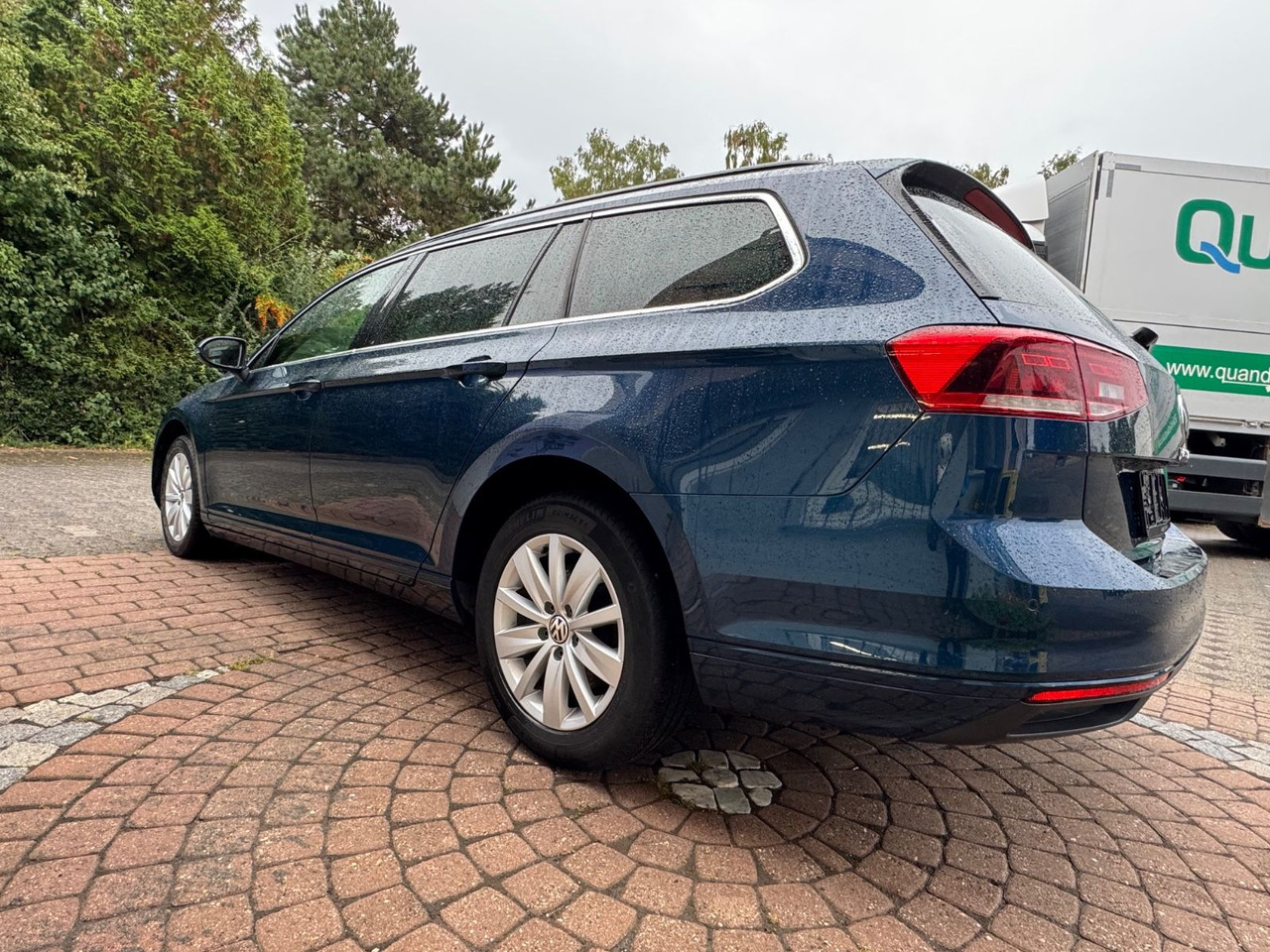 Volkswagen Passat Variant 2.0 TDI - 旅行车:图4 Volkswagen Passat Variant 2.0 TDI - 旅行车:图4