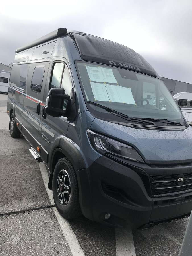 ADRIA Twin Sport 640 SG - 露营货车:图1 ADRIA Twin Sport 640 SG - 露营货车:图1