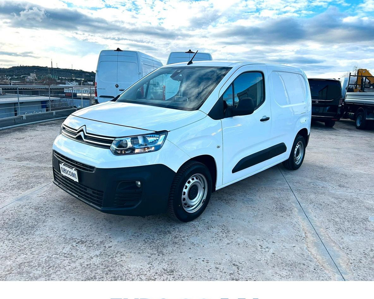Citroen Berligno 1.6 HDi 100 cv 3 posti - 紧凑型面包车:图1 Citroen Berligno 1.6 HDi 100 cv 3 posti - 紧凑型面包车:图1