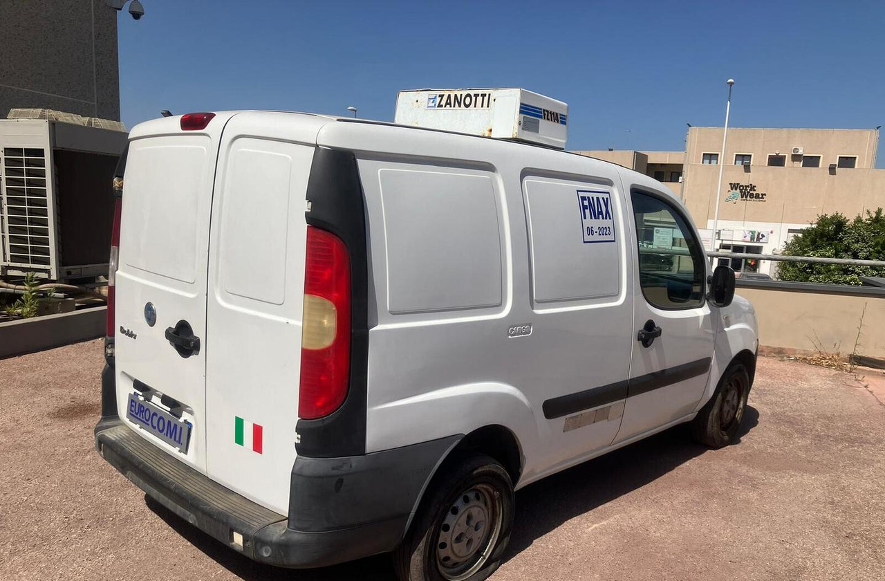 DOBLO' CON COIBENTAZIONE E GRUPPO FRIGO - 冷藏货车:图5 DOBLO' CON COIBENTAZIONE E GRUPPO FRIGO - 冷藏货车:图5