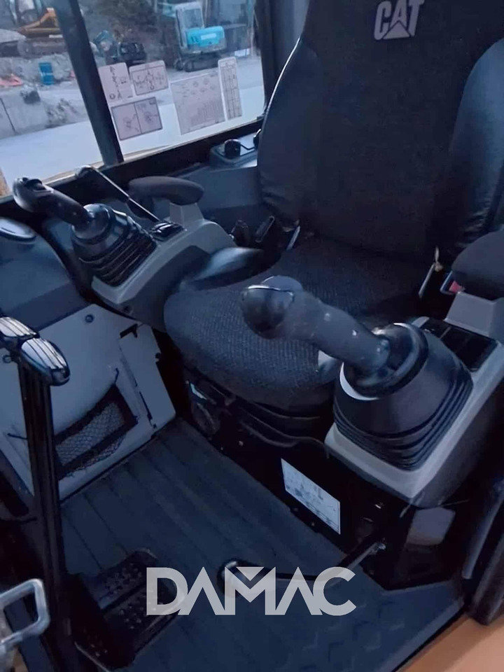 CAT 305CCR - 小型挖掘机:图3 CAT 305CCR - 小型挖掘机:图3