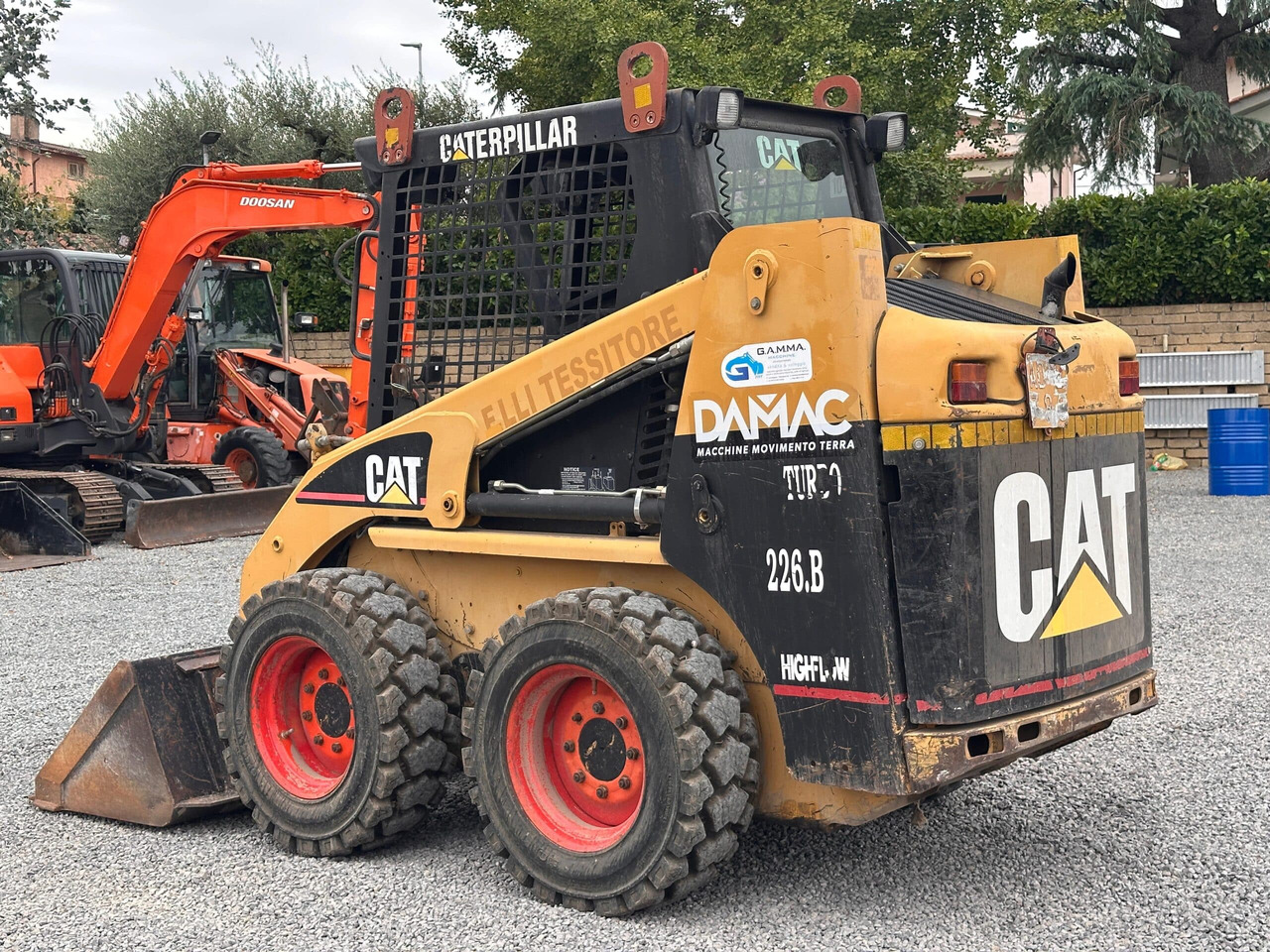 FIAT HITACHI 226BHF - 滑移装载机:图5 FIAT HITACHI 226BHF - 滑移装载机:图5