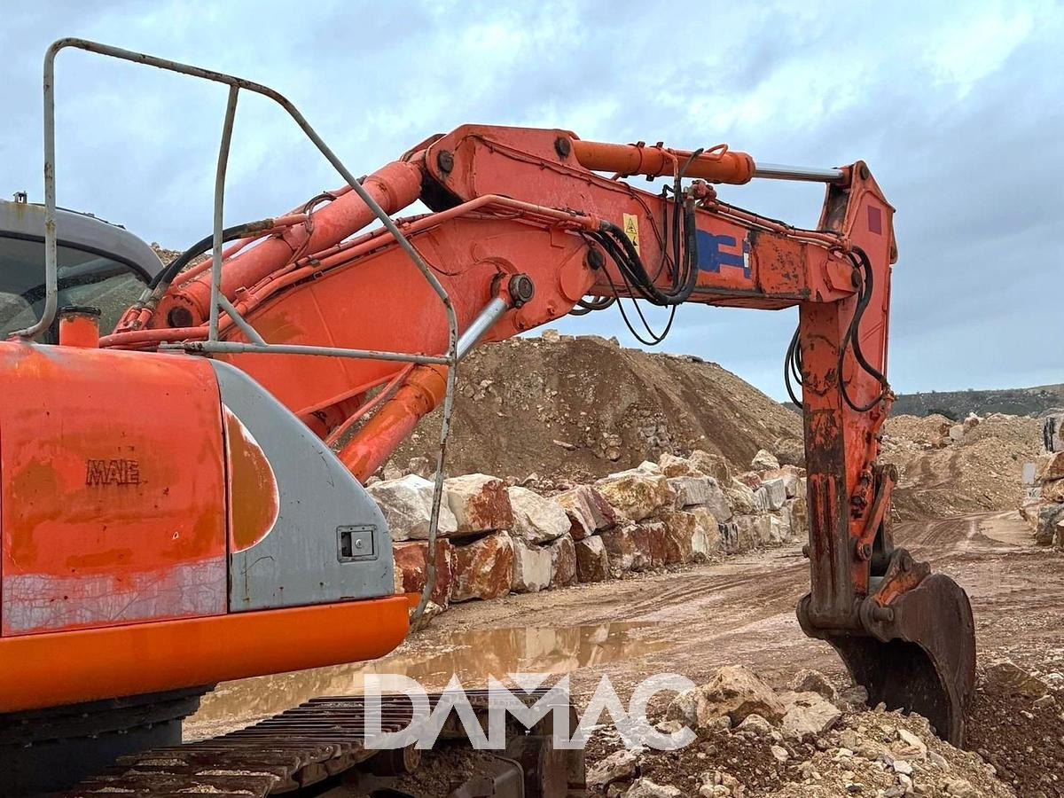 FIAT KOBELCO E305 - 履带式挖掘机:图3 FIAT KOBELCO E305 - 履带式挖掘机:图3