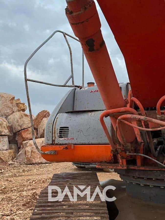 FIAT KOBELCO E305 - 履带式挖掘机:图5 FIAT KOBELCO E305 - 履带式挖掘机:图5