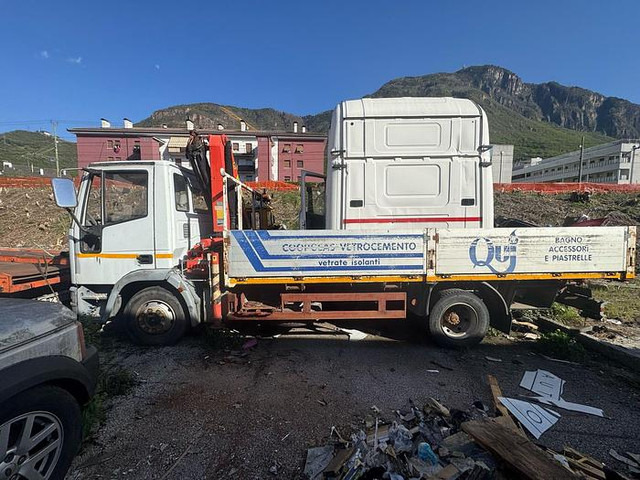 全挂车 Iveco EUROCARGO:图1