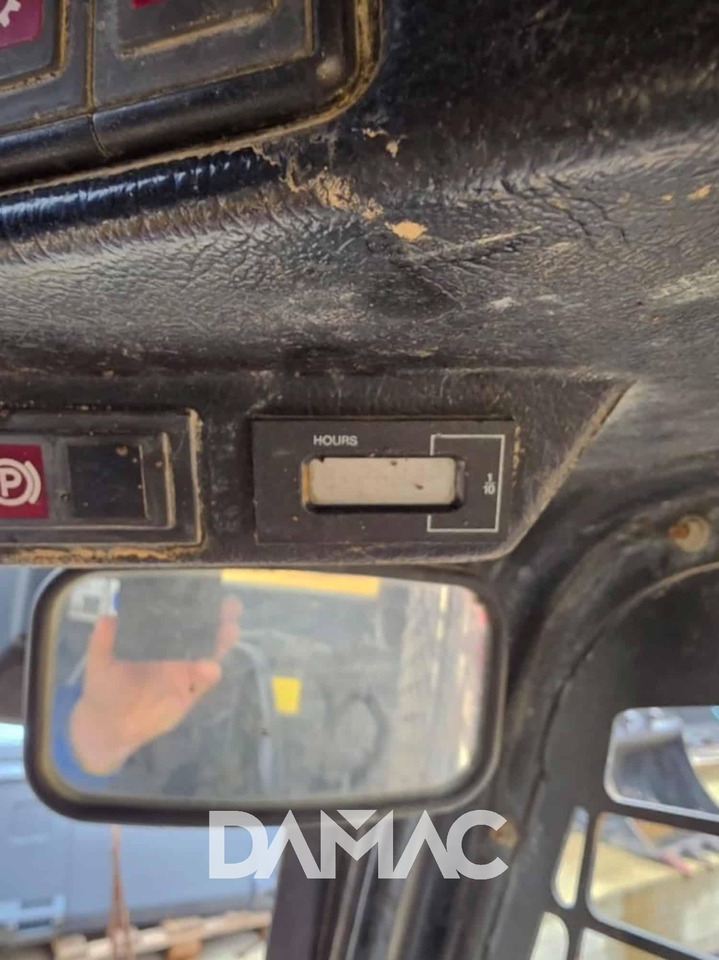 JCB 190HF - 滑移装载机:图3 JCB 190HF - 滑移装载机:图3