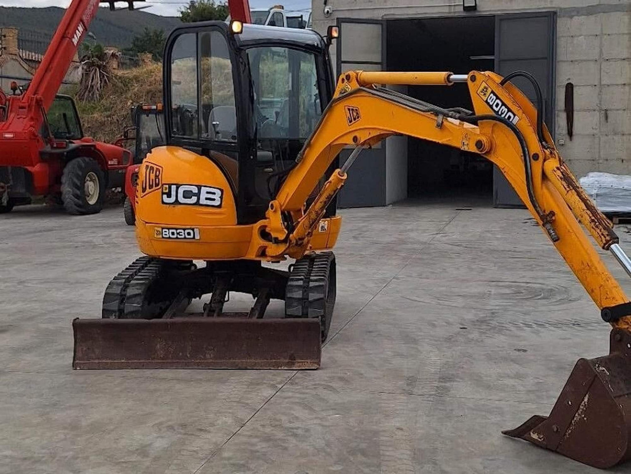 JCB 8030ZTS - 小型挖掘机:图1 JCB 8030ZTS - 小型挖掘机:图1