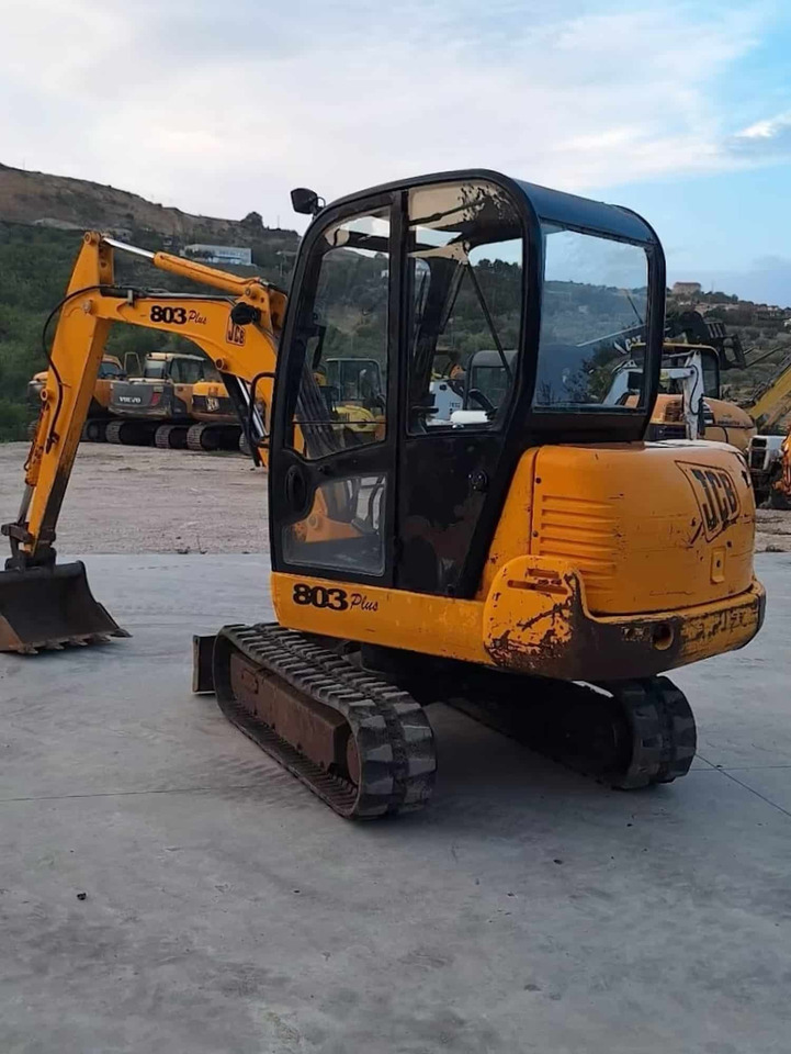 JCB 803 - 小型挖掘机:图3 JCB 803 - 小型挖掘机:图3