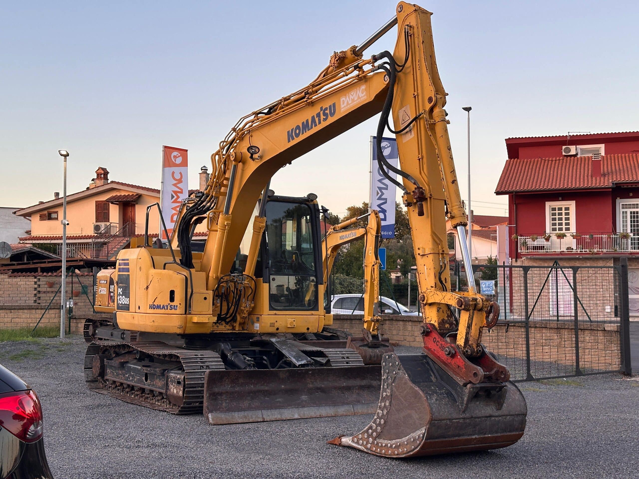 KOMATSU PC138US-8 - 履带式挖掘机:图1 KOMATSU PC138US-8 - 履带式挖掘机:图1