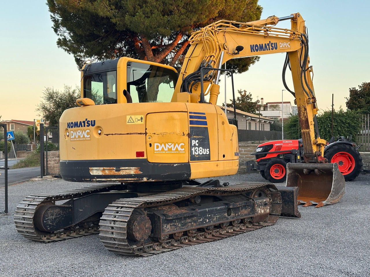 KOMATSU PC138US-8 - 履带式挖掘机:图3 KOMATSU PC138US-8 - 履带式挖掘机:图3