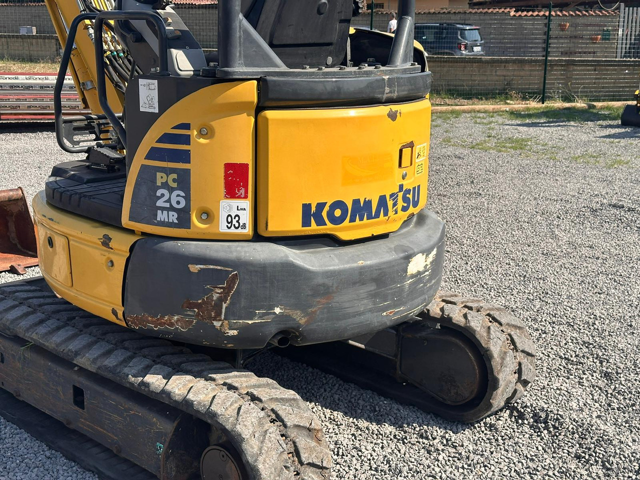 KOMATSU PC26MR-3 - 小型挖掘机:图5 KOMATSU PC26MR-3 - 小型挖掘机:图5