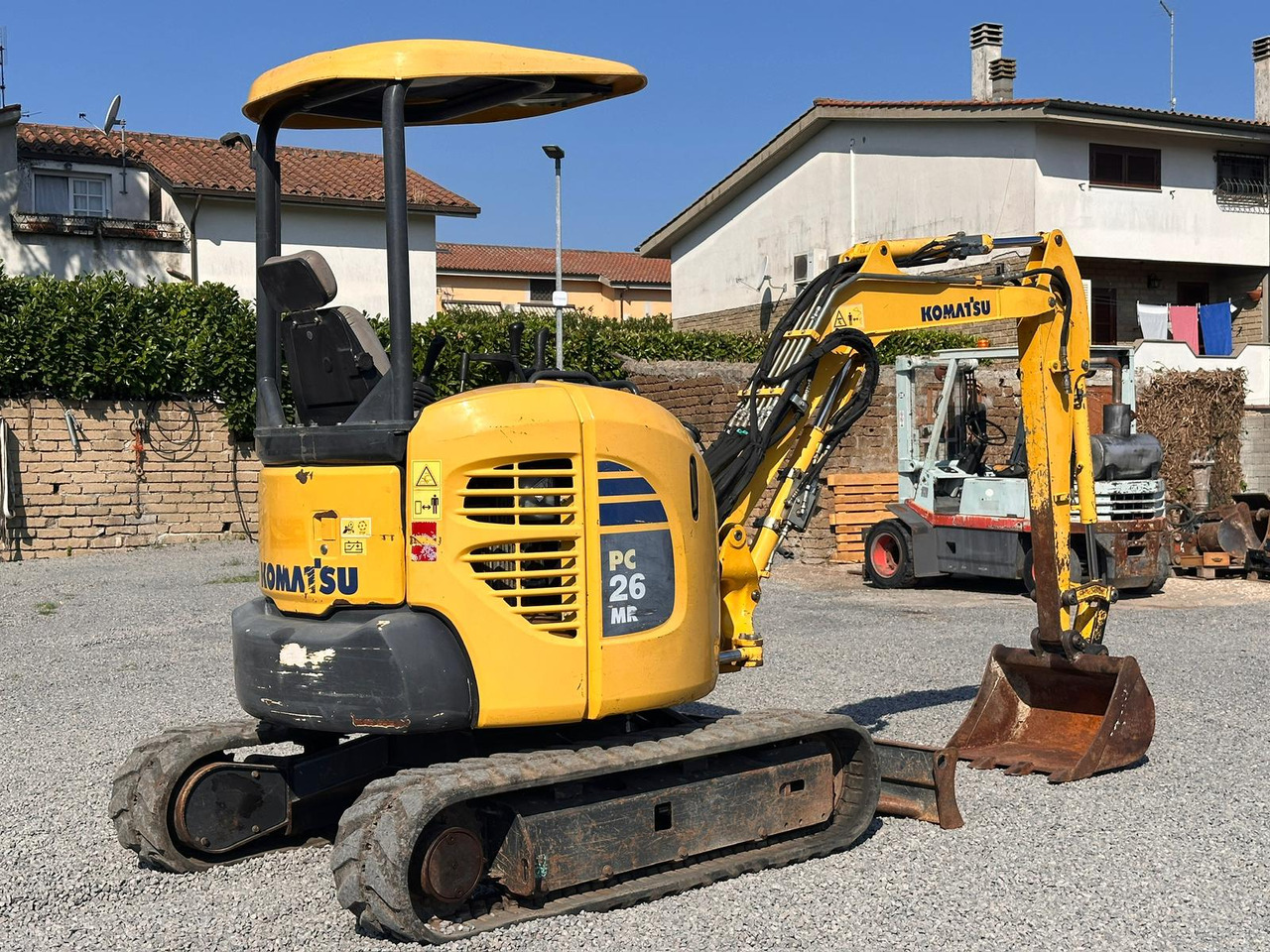 KOMATSU PC26MR-3 - 小型挖掘机:图3 KOMATSU PC26MR-3 - 小型挖掘机:图3
