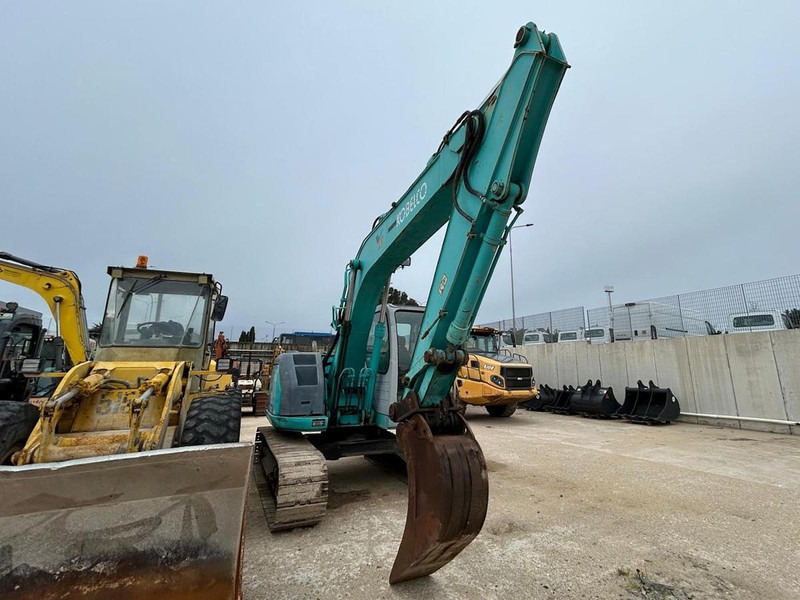 Kobelco SK135SR - 挖掘机:图2 Kobelco SK135SR - 挖掘机:图2