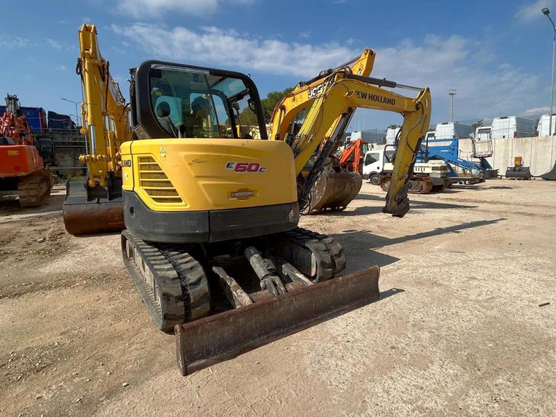 New Holland E60C - 小型挖掘机:图3 New Holland E60C - 小型挖掘机:图3