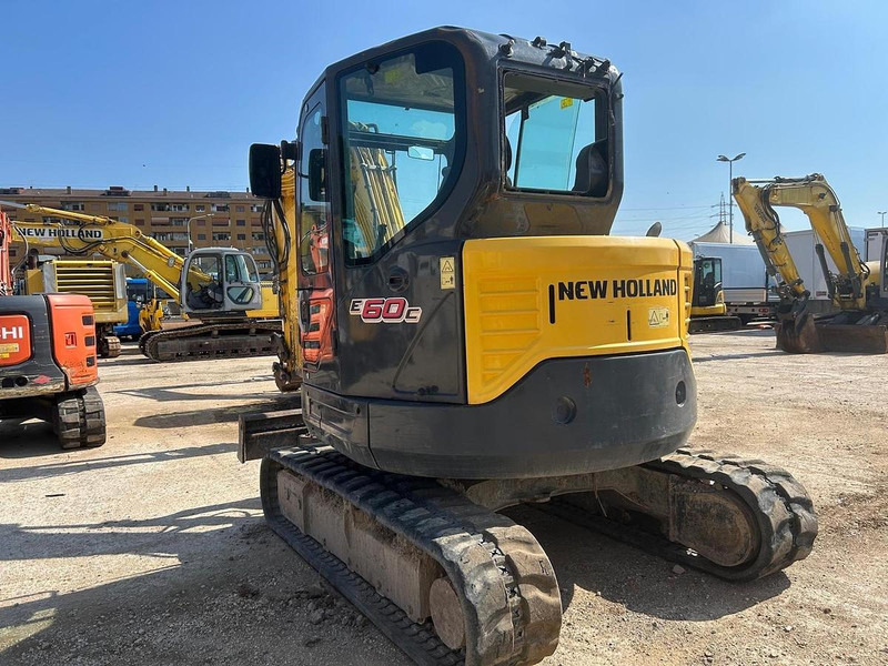 New Holland E60C - 小型挖掘机:图5 New Holland E60C - 小型挖掘机:图5