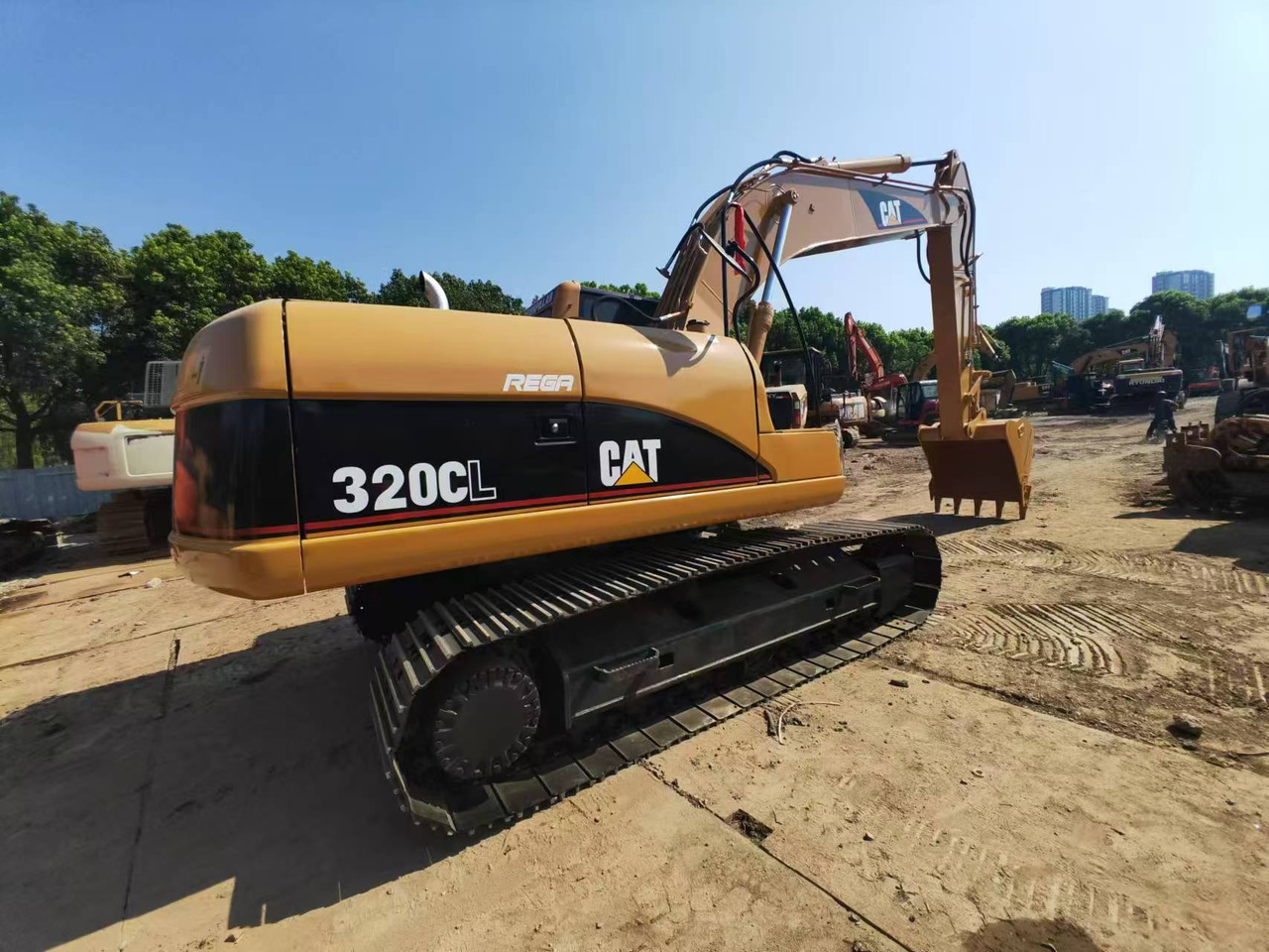 CATERPILLAR 320CL - 履带式挖掘机:图4 CATERPILLAR 320CL - 履带式挖掘机:图4