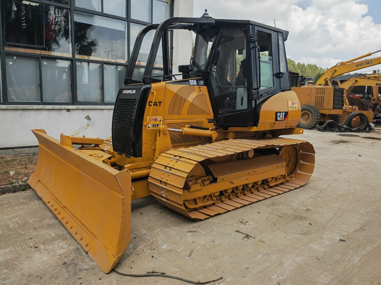 CATERPILLAR D5K - 推土机:图2 CATERPILLAR D5K - 推土机:图2