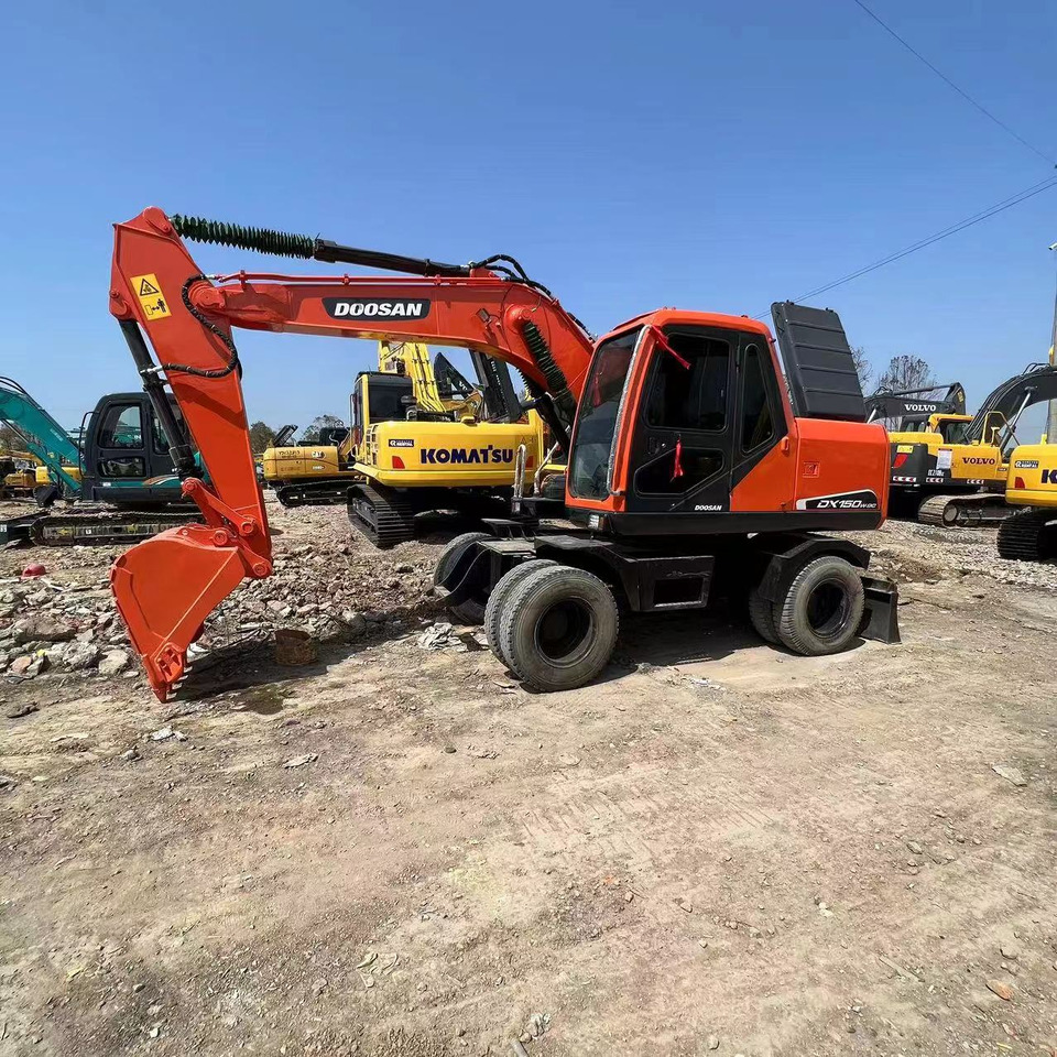 DOOSAN DH150W-7 - 轮式挖掘机:图2 DOOSAN DH150W-7 - 轮式挖掘机:图2