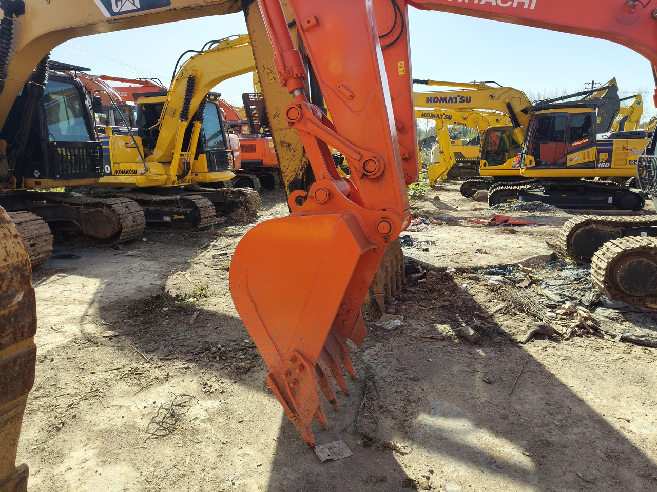 HITACHI ZX130H-5A - 履带式挖掘机:图3 HITACHI ZX130H-5A - 履带式挖掘机:图3