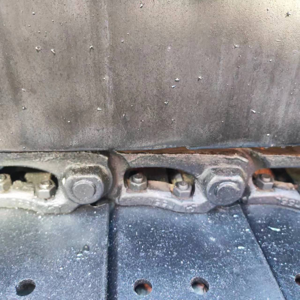 HITACHI ZX60 - 小型挖掘机:图4 HITACHI ZX60 - 小型挖掘机:图4