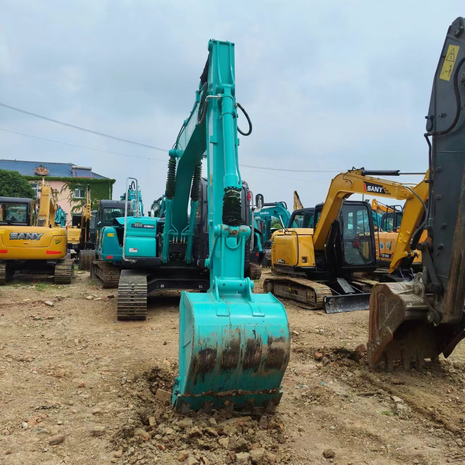 KOBELCO SK140 - 履带式挖掘机:图5 KOBELCO SK140 - 履带式挖掘机:图5