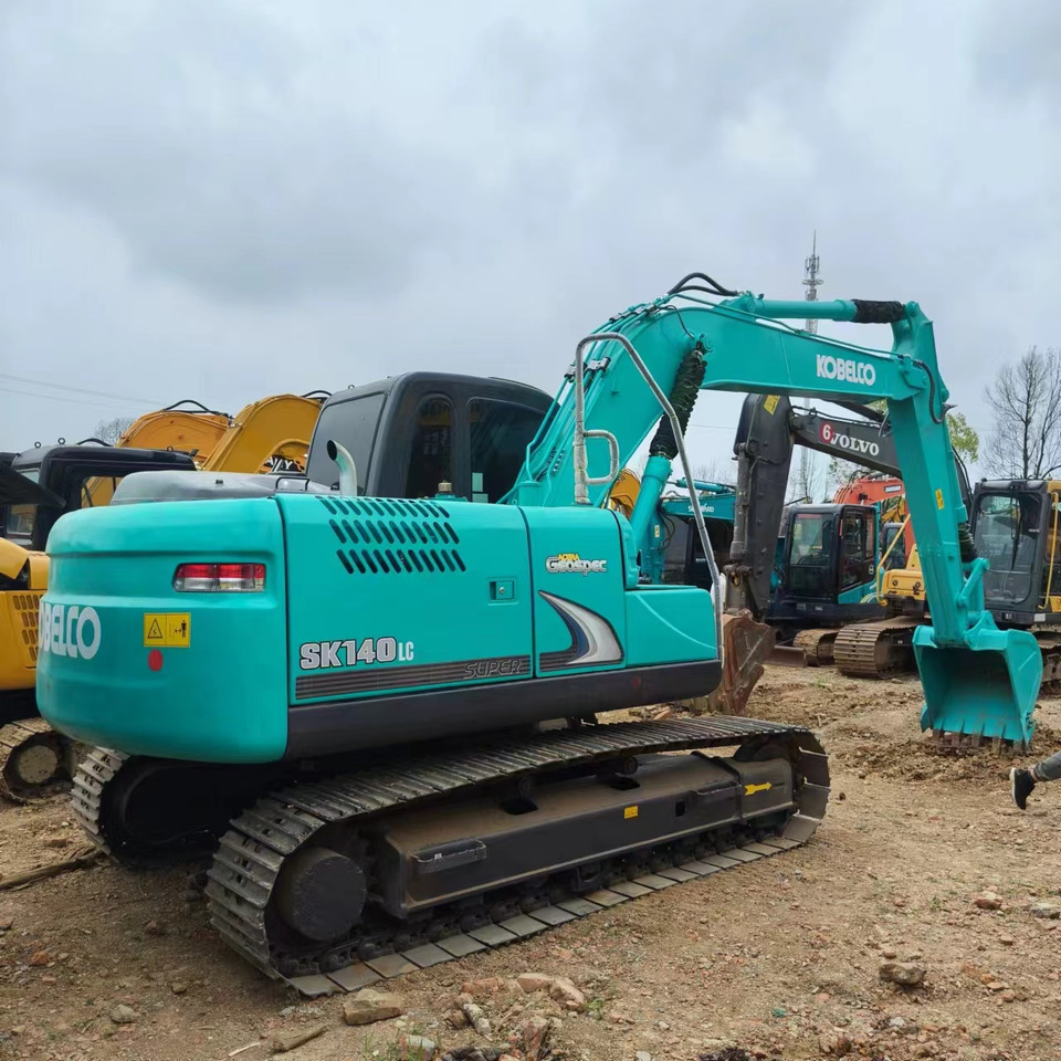 KOBELCO SK140 - 履带式挖掘机:图1 KOBELCO SK140 - 履带式挖掘机:图1
