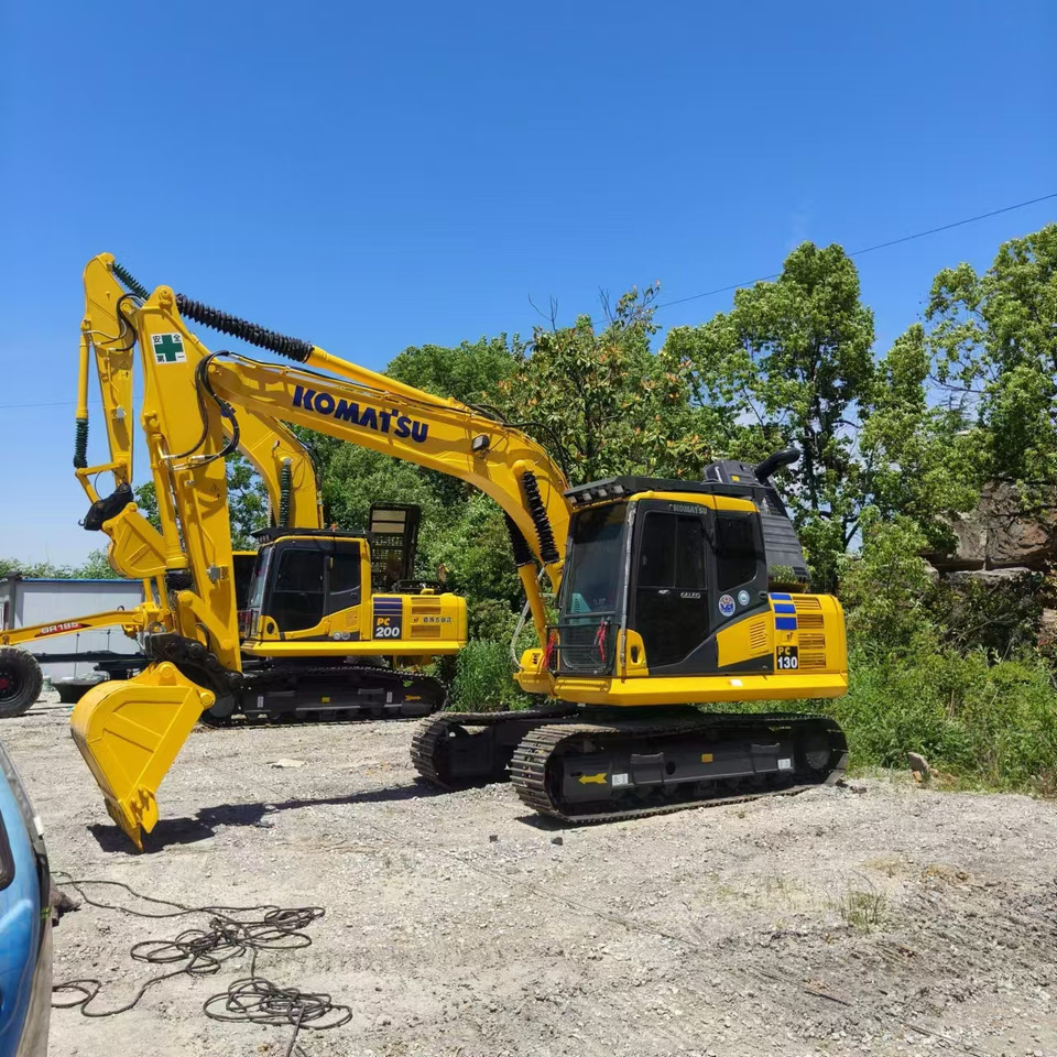 KOMATSU PC130 - 履带式挖掘机:图4 KOMATSU PC130 - 履带式挖掘机:图4