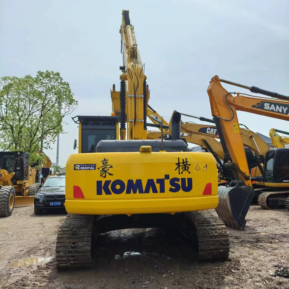 KOMATSU PC240LC-8 - 履带式挖掘机:图3 KOMATSU PC240LC-8 - 履带式挖掘机:图3