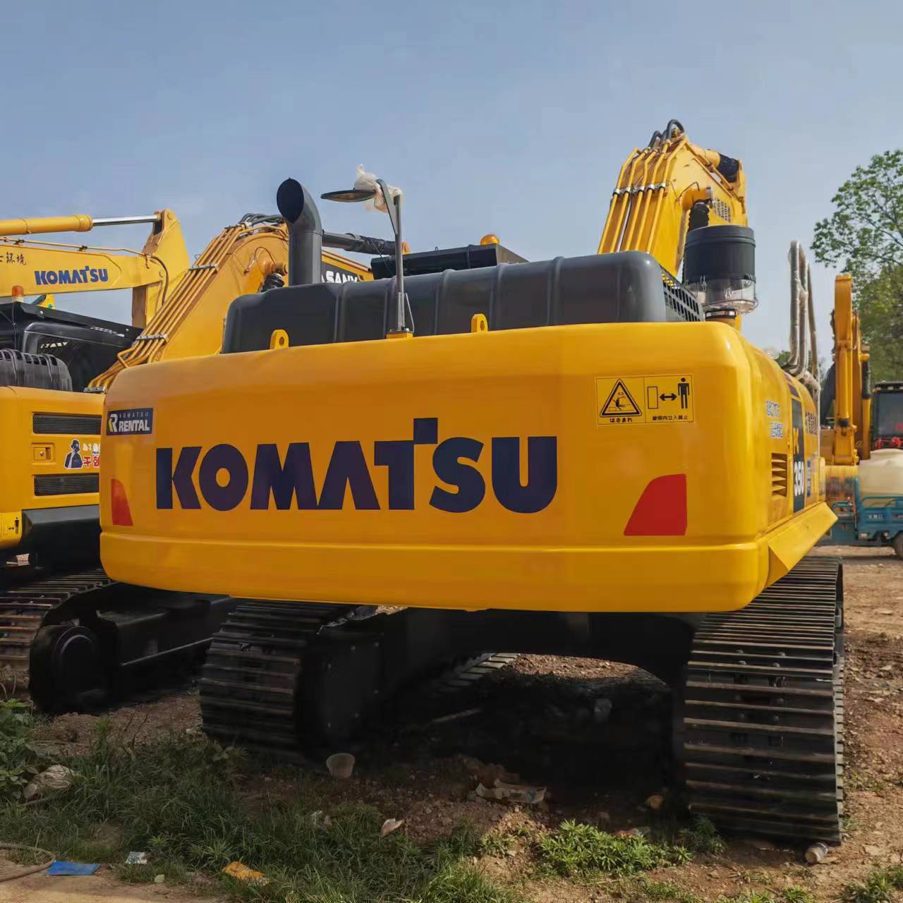 KOMATSU PC350 - 履带式挖掘机:图4 KOMATSU PC350 - 履带式挖掘机:图4