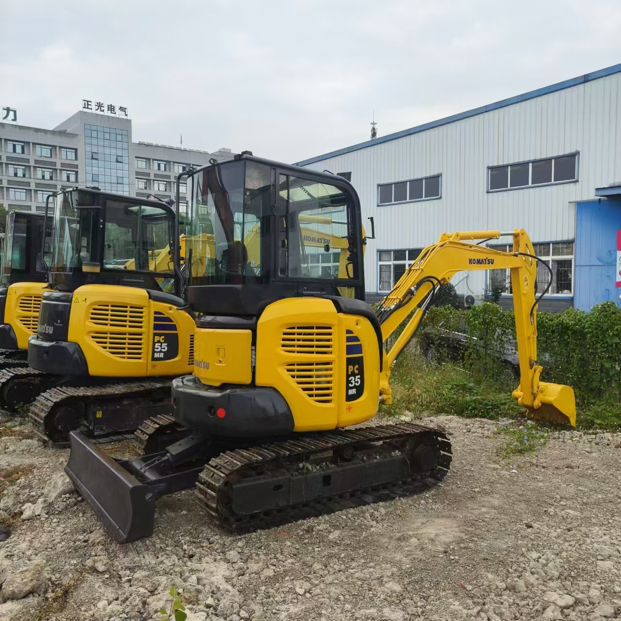 小型挖掘机 KOMATSU PC35：图6