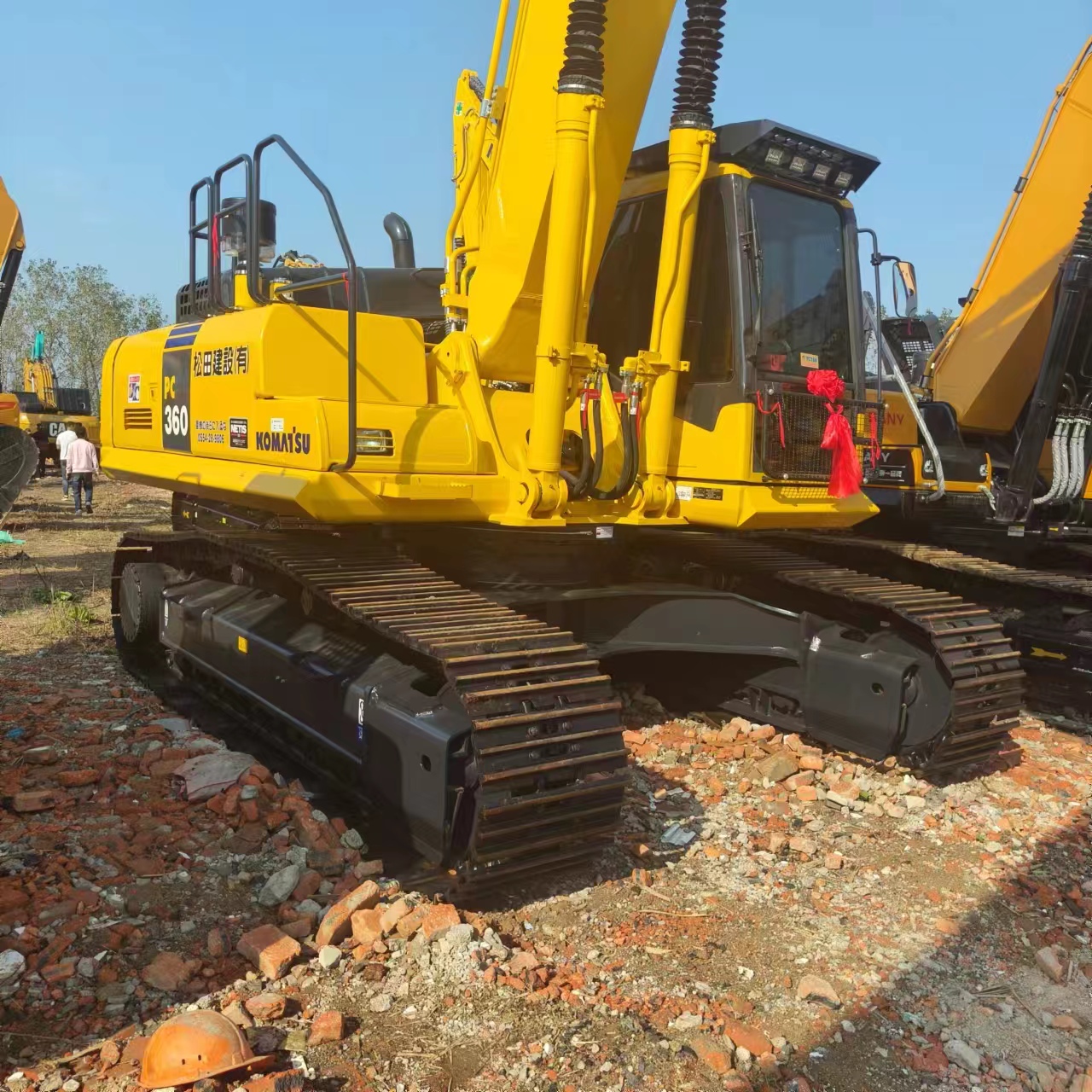 KOMATSU PC360 - 履带式挖掘机:图5 KOMATSU PC360 - 履带式挖掘机:图5
