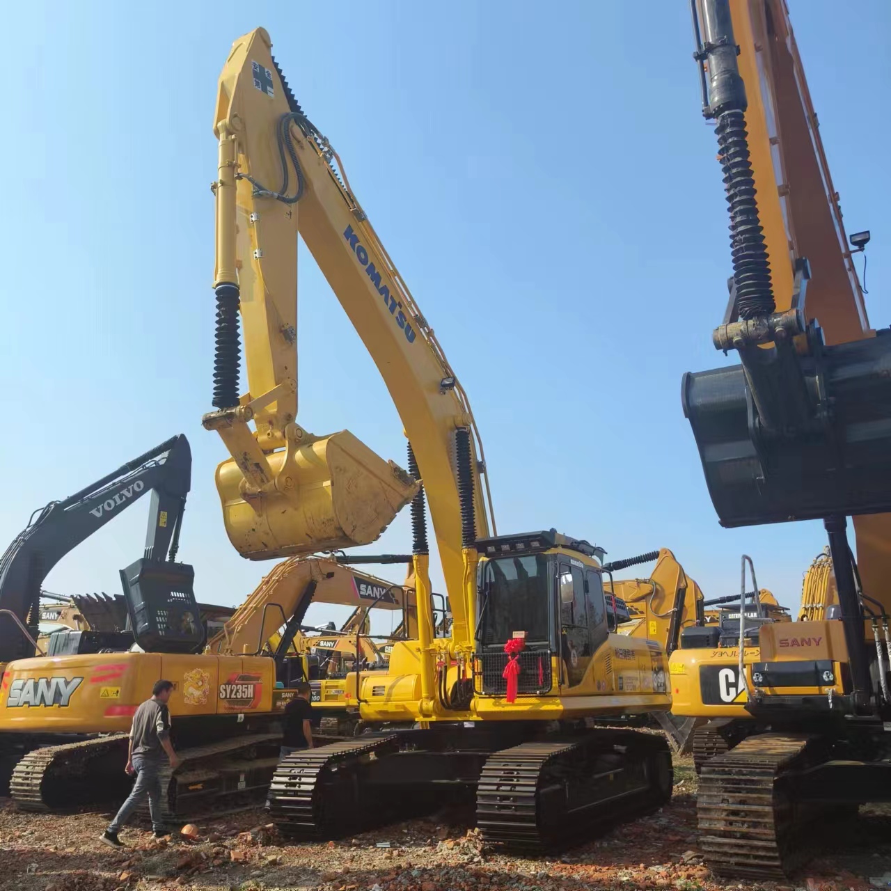 KOMATSU PC360 - 履带式挖掘机:图2 KOMATSU PC360 - 履带式挖掘机:图2