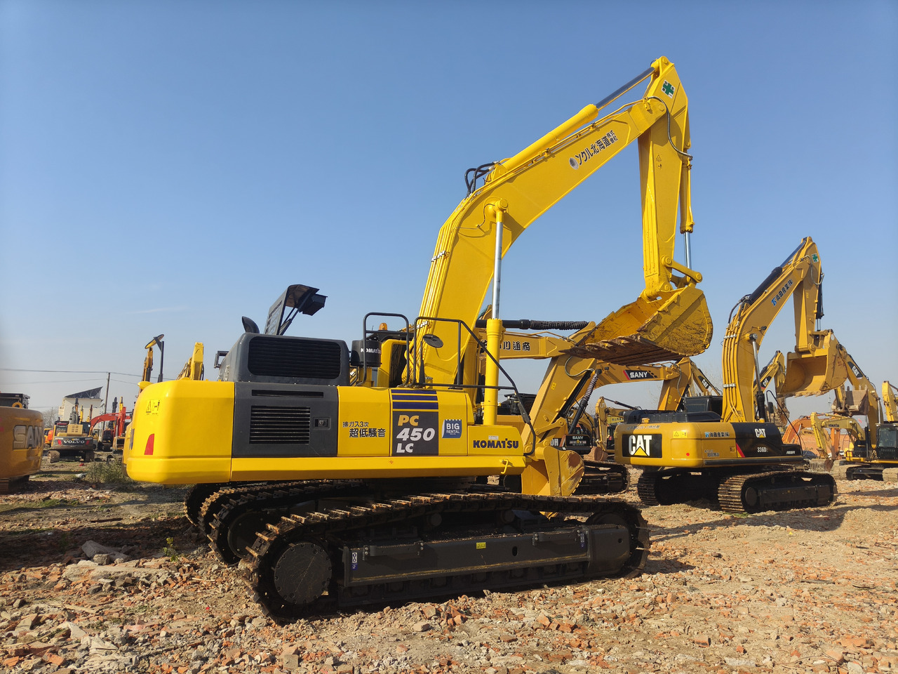 KOMATSU PC450 - 履带式挖掘机:图1 KOMATSU PC450 - 履带式挖掘机:图1